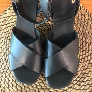 Everlane The Clog Black Sandal Size 9